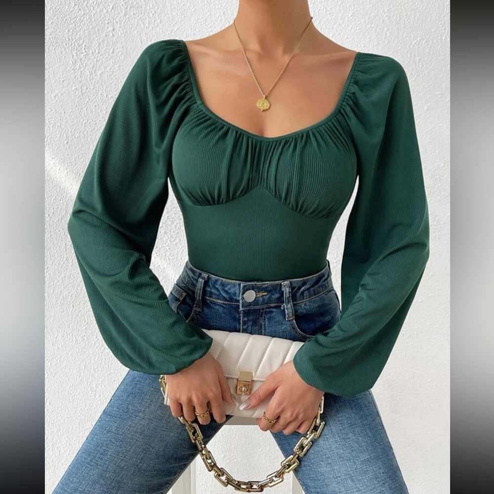 Luxe sweetheart neck king sleeve fitted bodysuit